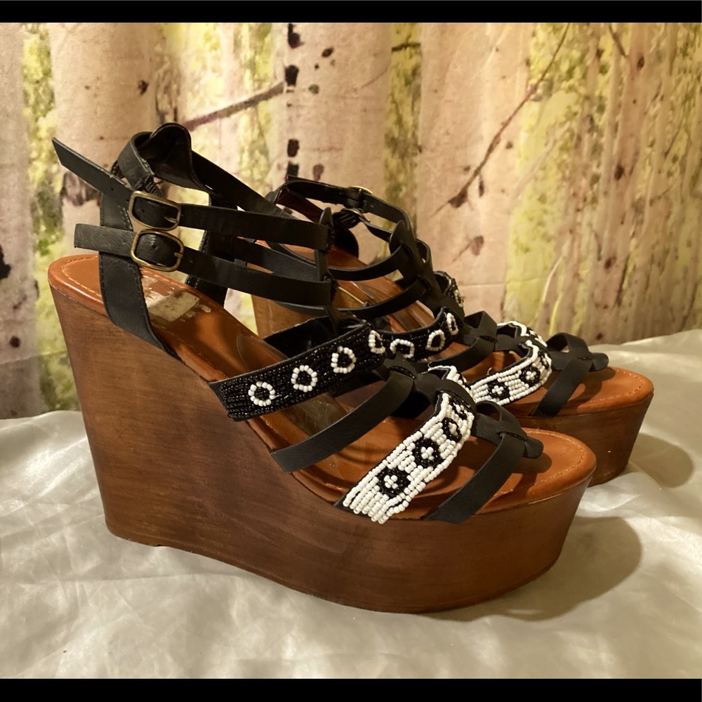 BAMBOO Black & White Beaded Wedges
